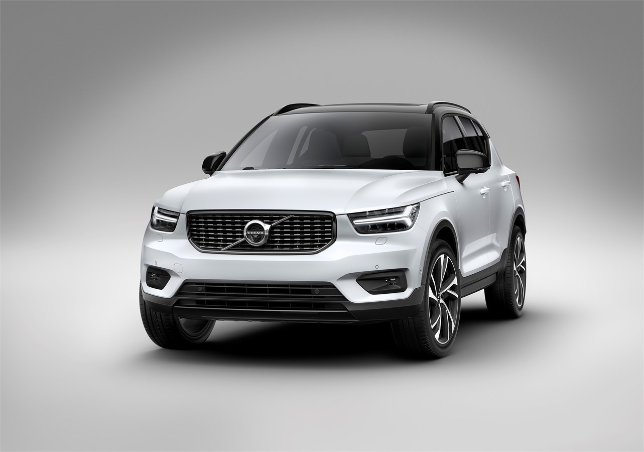 Volvo XC40 - самый компактный кроссовер 