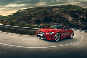 Продажи Lexus LC 500 стартовали