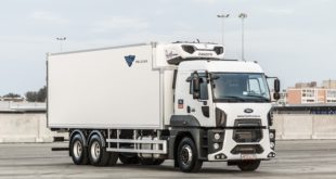 грузовой Ford Trucks 2533HR