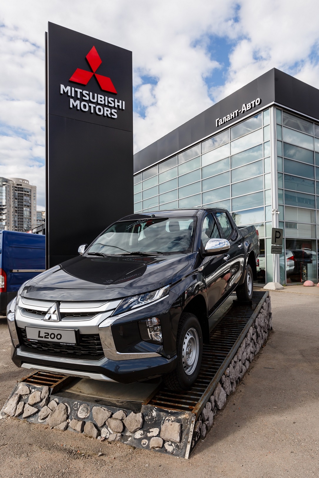 новые автомобили в санкт петербурге