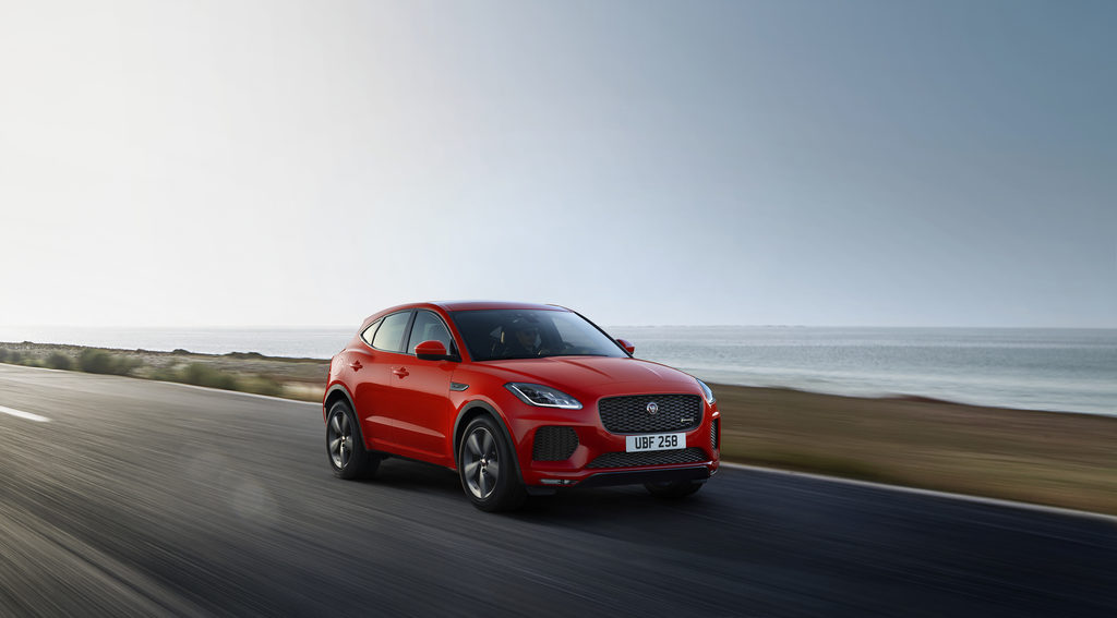 Специальная версия Jaguar E-PACE Chequered Flag