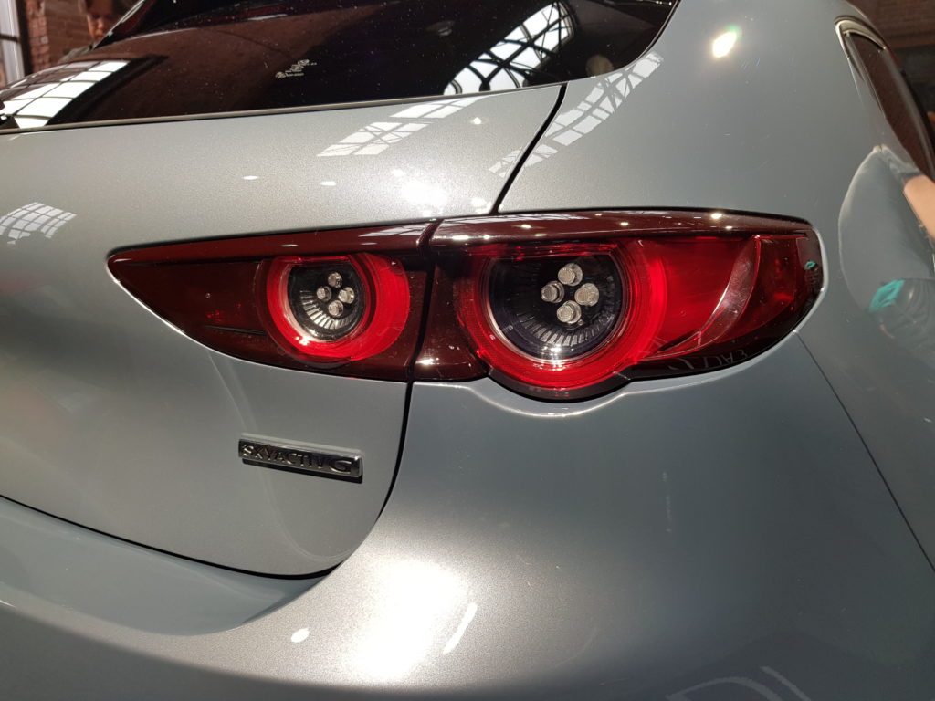Новая Mazda3 представлена в России
