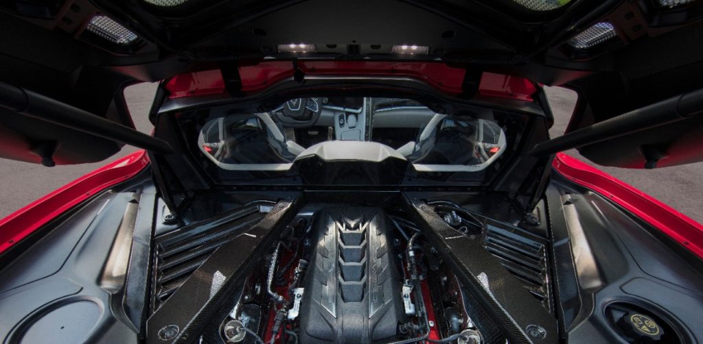 На крыльях Corvette Stingray