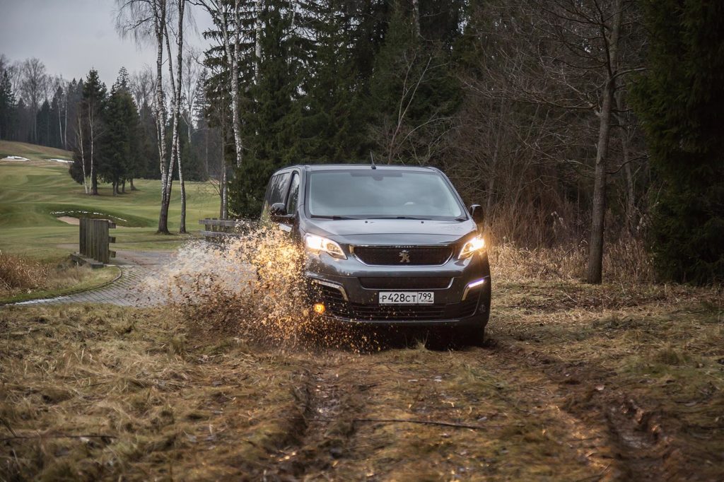 Citroёn SpaceTourer и Peugeot Traveller в формате 4х4