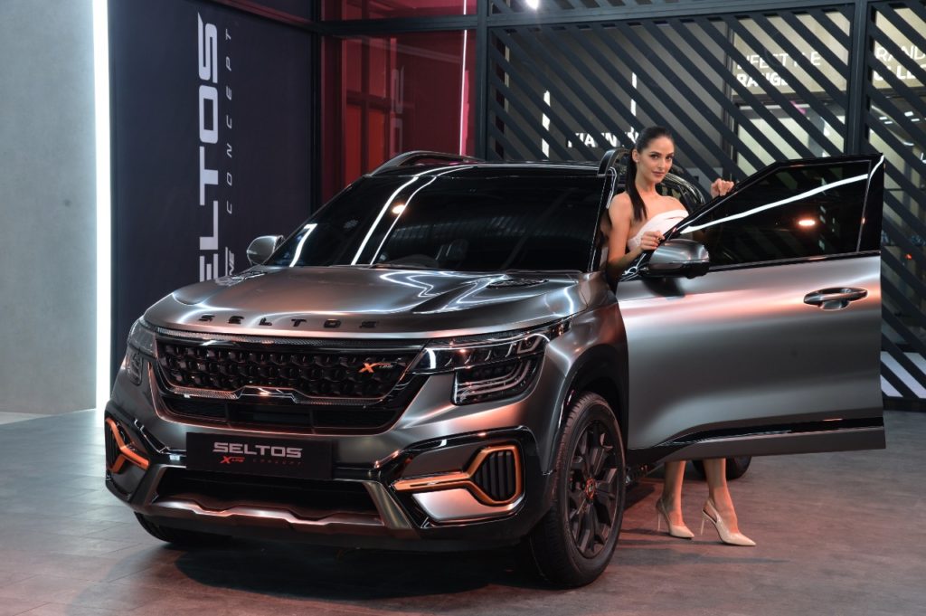 Компания KIA показала Sonet