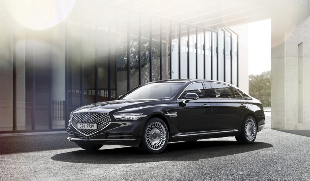 Новые комплектации Genesis G90