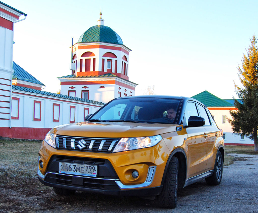 Компания SUZUKI показала рост продаж в марте