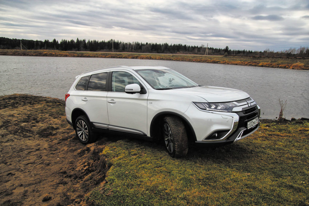 Обзор Mitsubishi Outlander