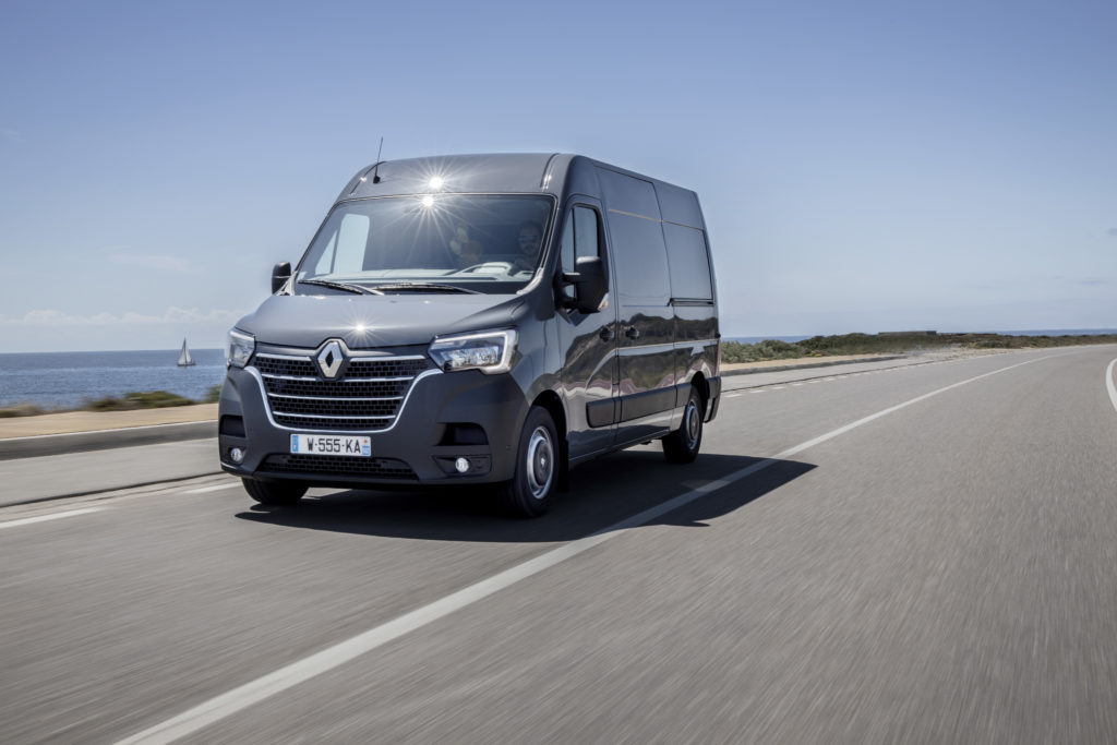 40 лет Renault Master