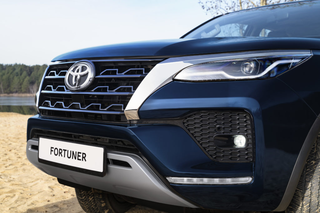Начало продаж дизельного Toyota Fortuner