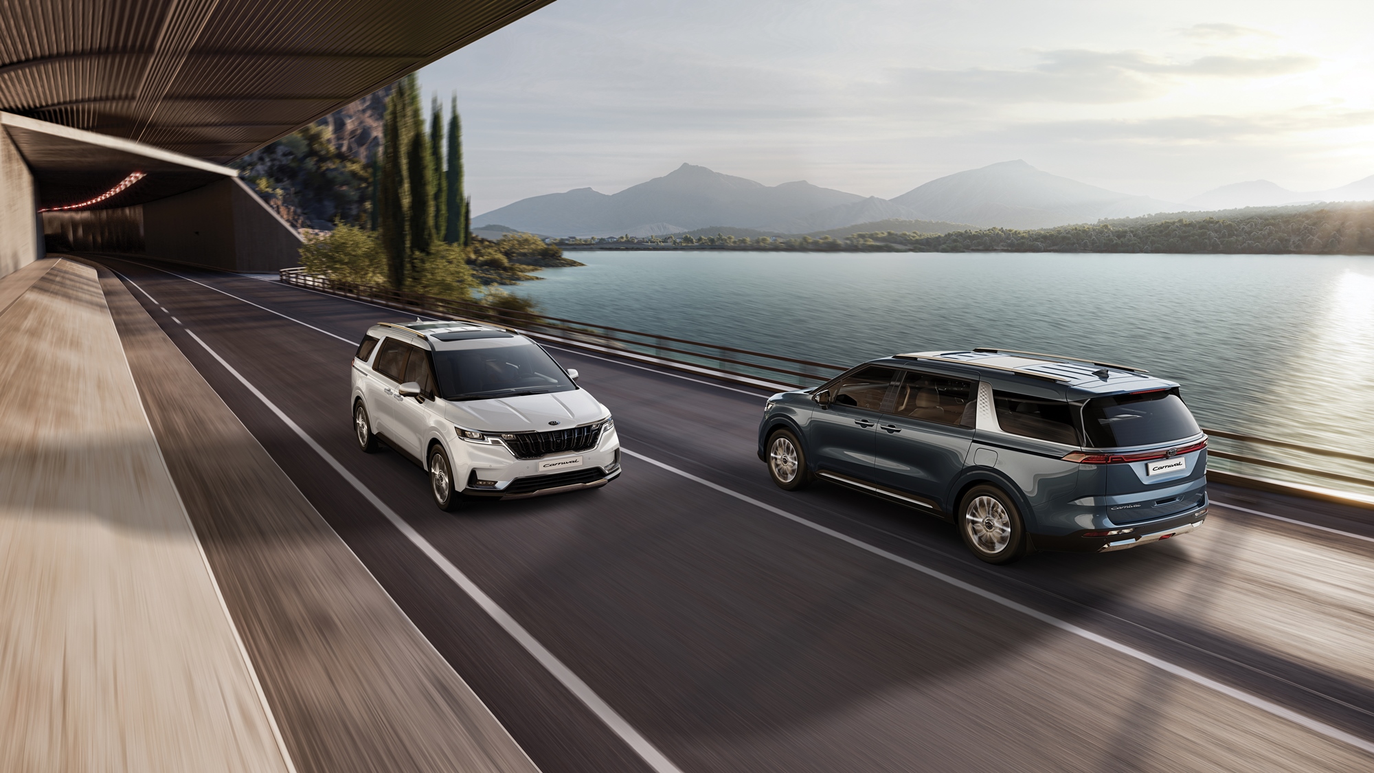 Объявлены цены на новый кроссвэн KIA Carnival для РФ