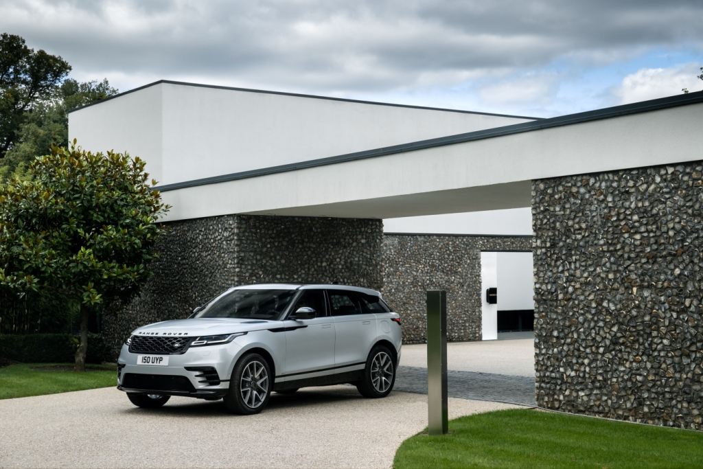 Range Rover Velar 21 поступит в продажу весной