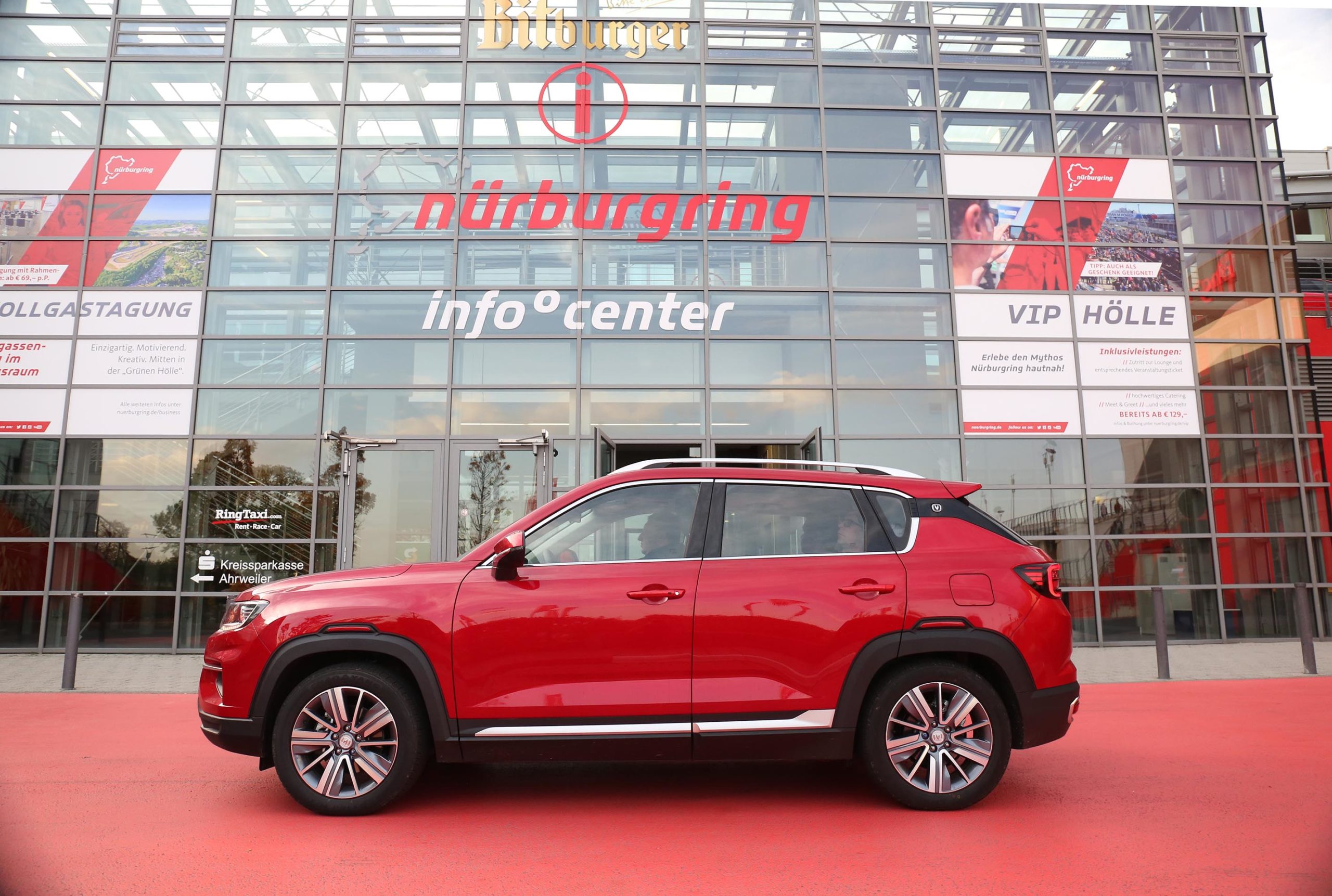 В мире продали более миллиона моделей Changan CS35