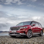Тутта Ларсен объявила цены и комплектации для Kia Carnival в России