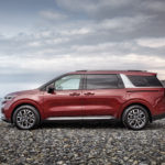 Тутта Ларсен объявила цены и комплектации для Kia Carnival в России