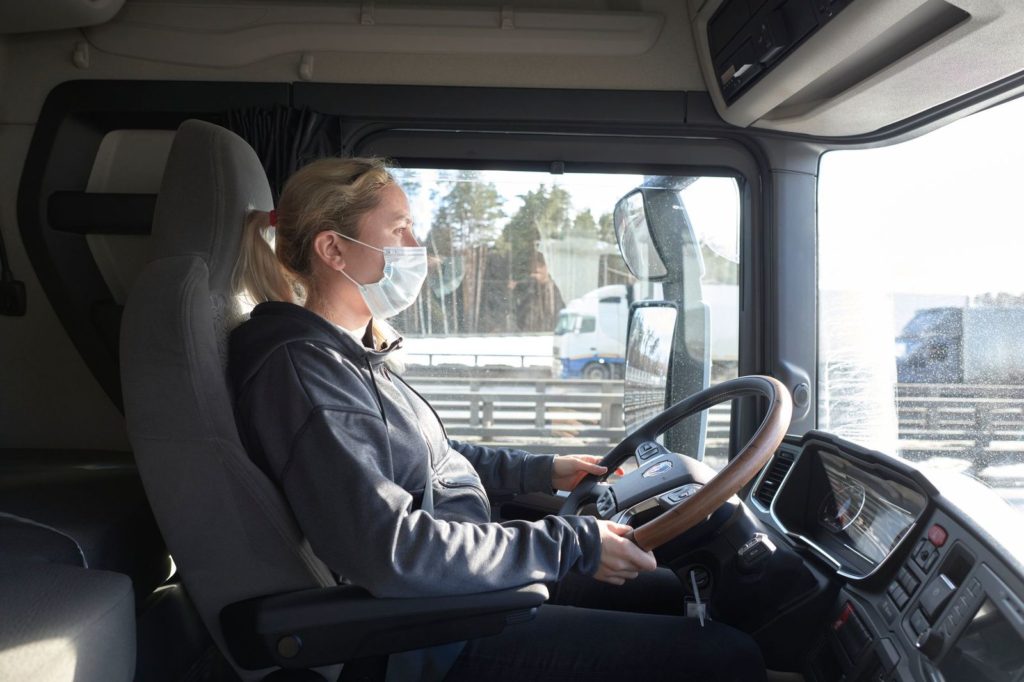 Scania - женщинам-водителям