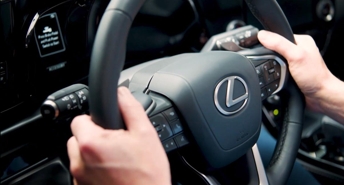Премьера нового LEXUS NX