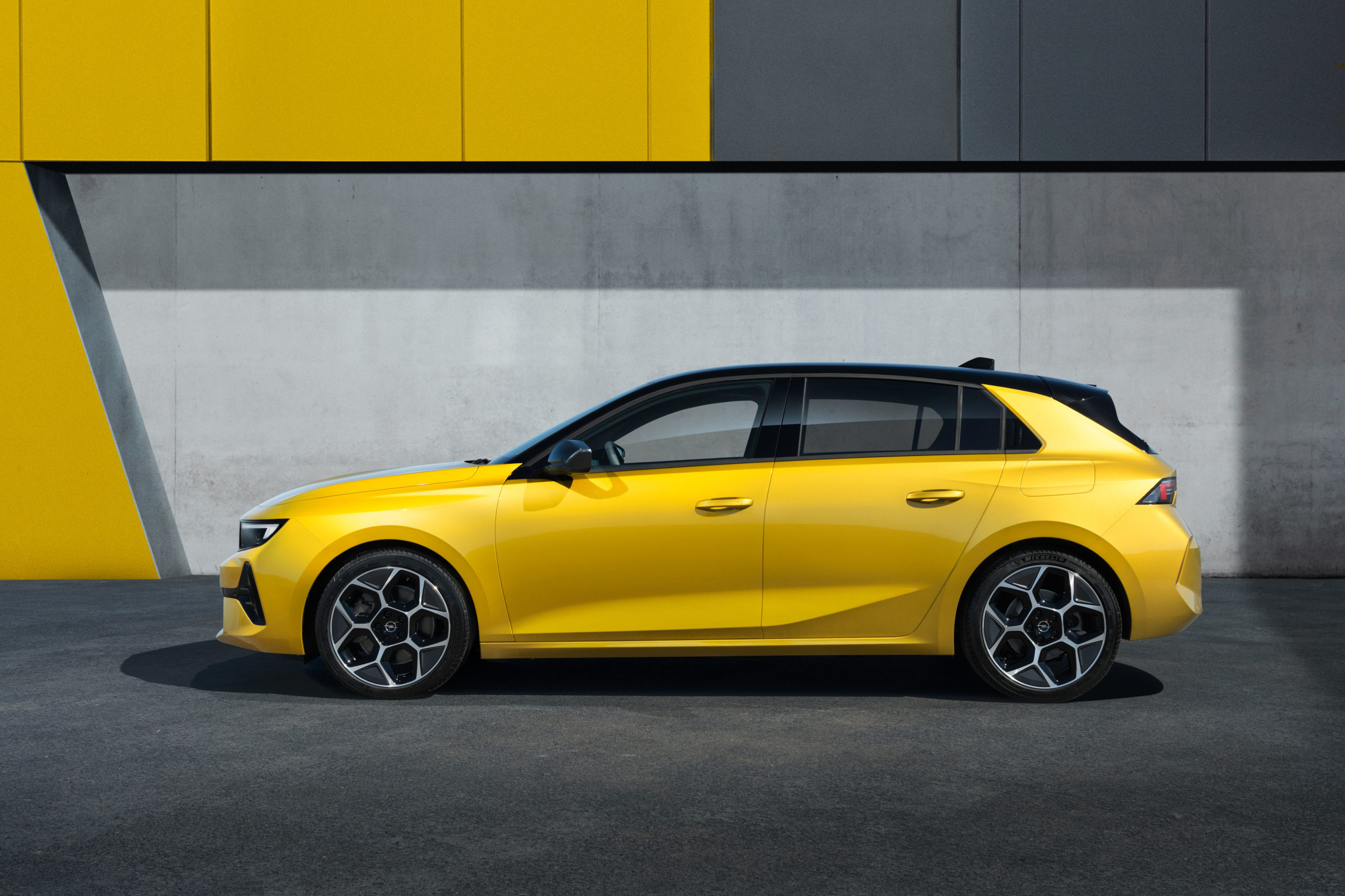 Представлено шестое поколение Opel Astra