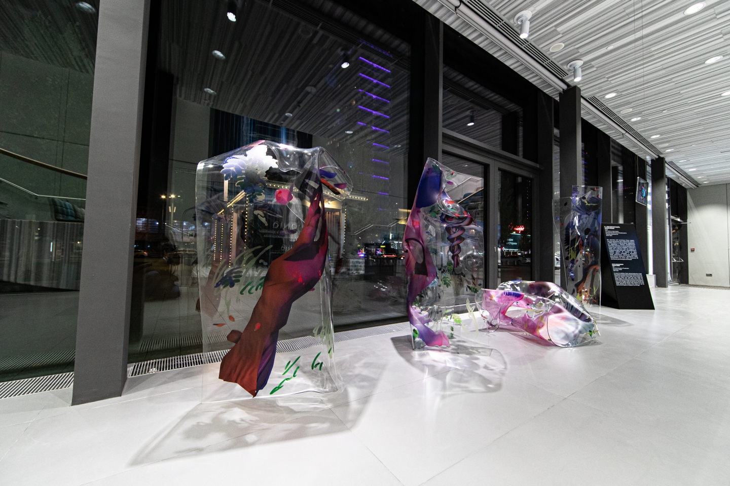 В  Hyundai Motorstudio открылась выставка современного цифрового искусства