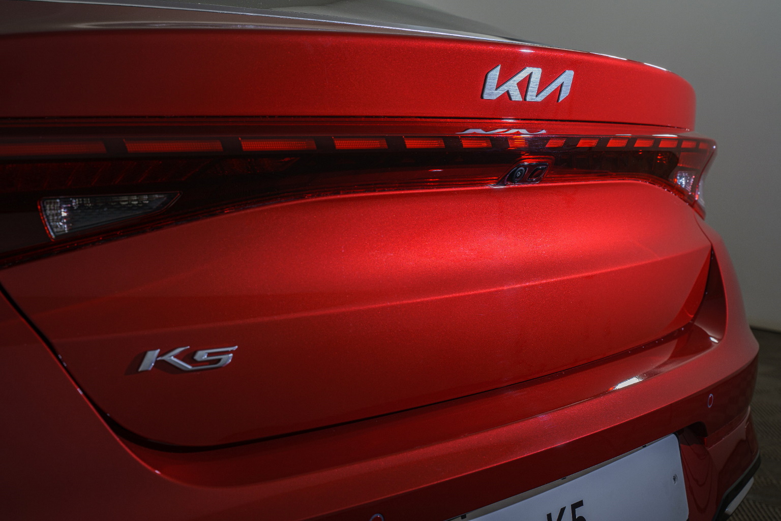 Компания Kia начала продажи К5 2022-го модельного года