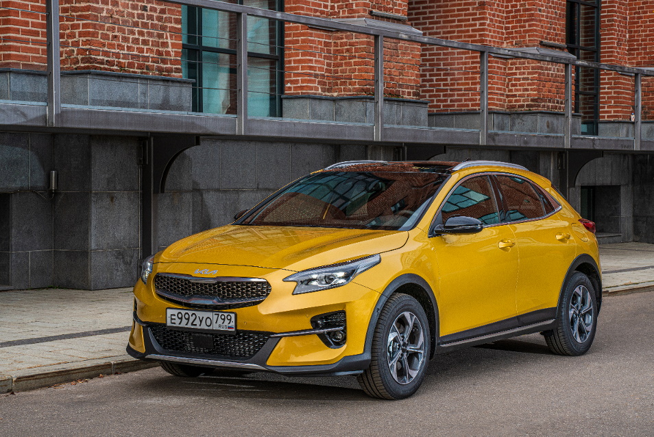 Обновленный купе-кроссовер Kia XCeed поступил в продажу