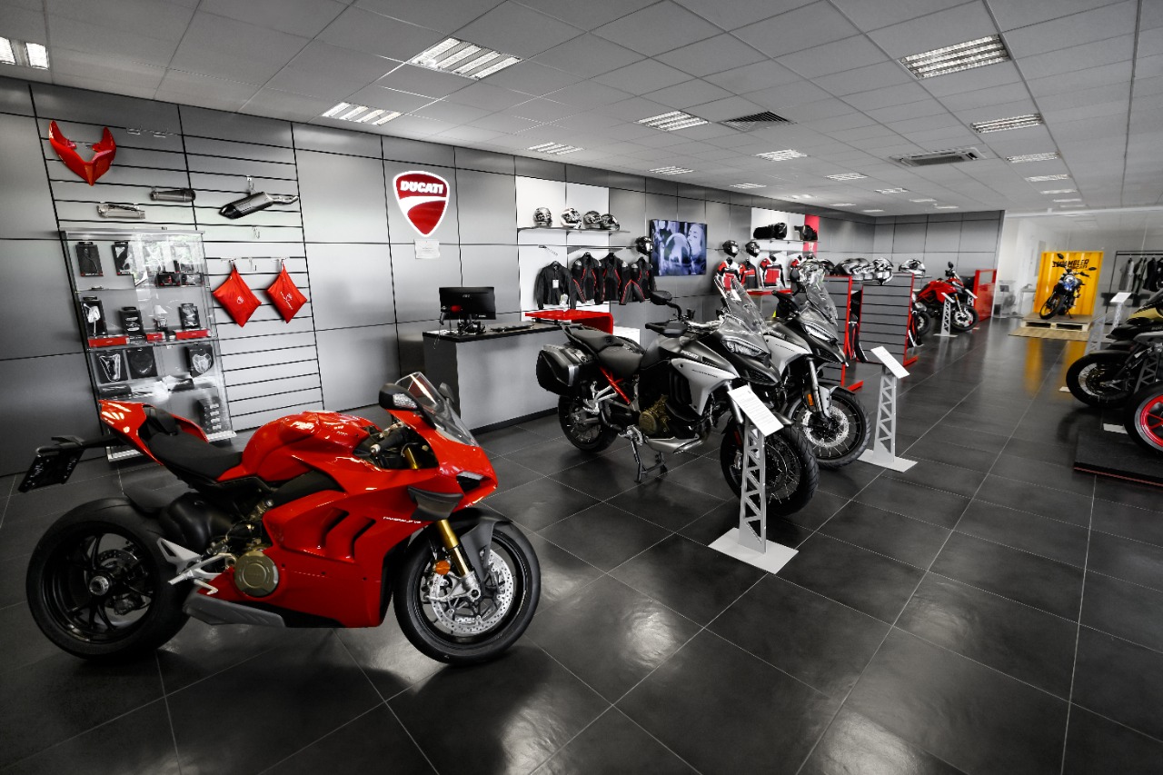 АВТОDOM по итогу 2021 года продал больше всех Ducati в России