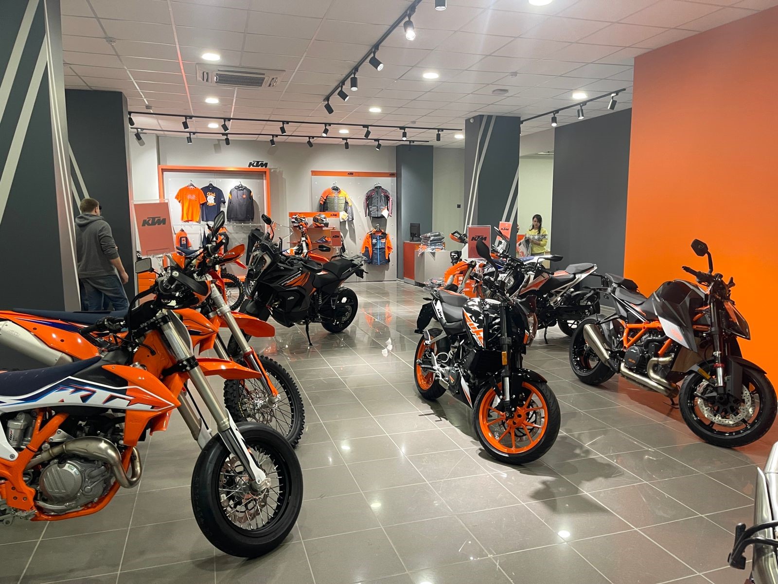 В Казани открылся дилерский центр австрийских мотоциклов KTM