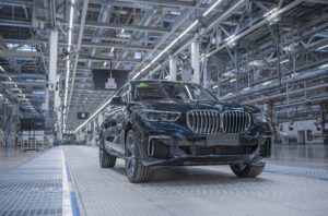 BMW расширяет производство
