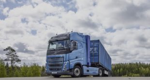 Грузовик Volvo с нулевым выбросом