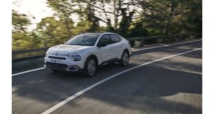 Новые Citroën C4 X и ë-C4 X 2022