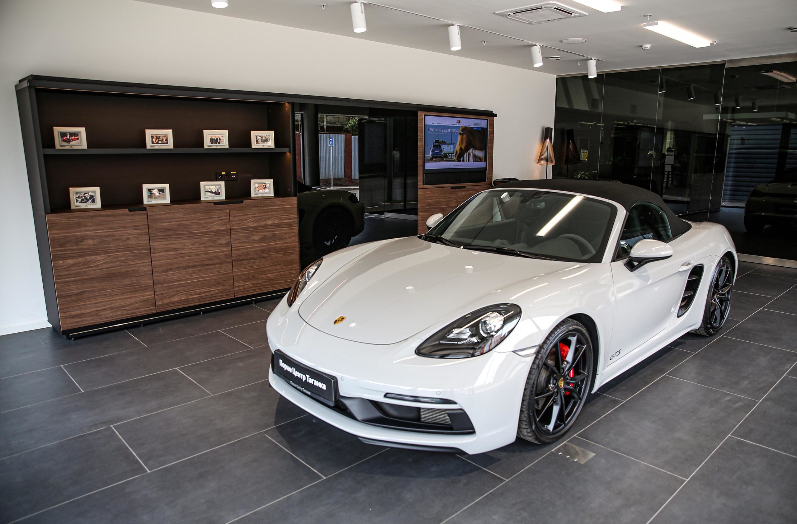 Порше Центр Таганка в новой концепции «Destination Porsche»