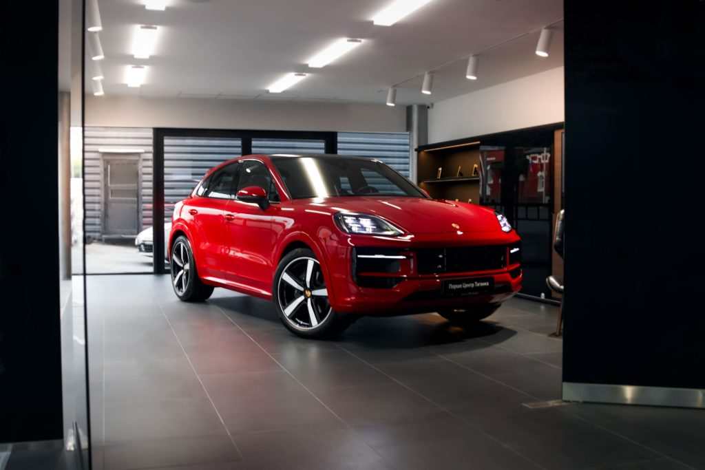 Porsche Cayenne 2023 в Порше Центр Таганка