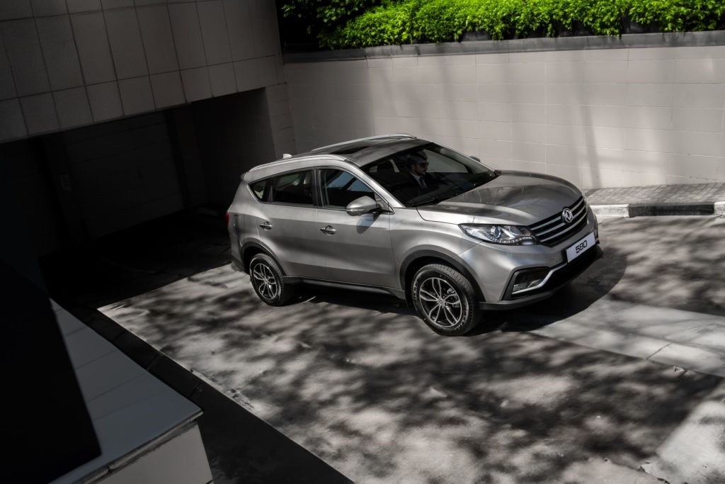 Семиместный кроссовер Dongfeng&nbsp;580