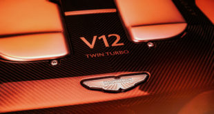 Двигатель Aston Martin V12