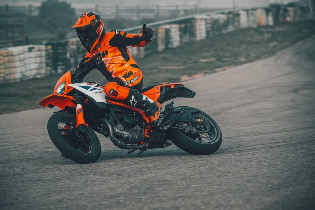 KTM 390 SMC R