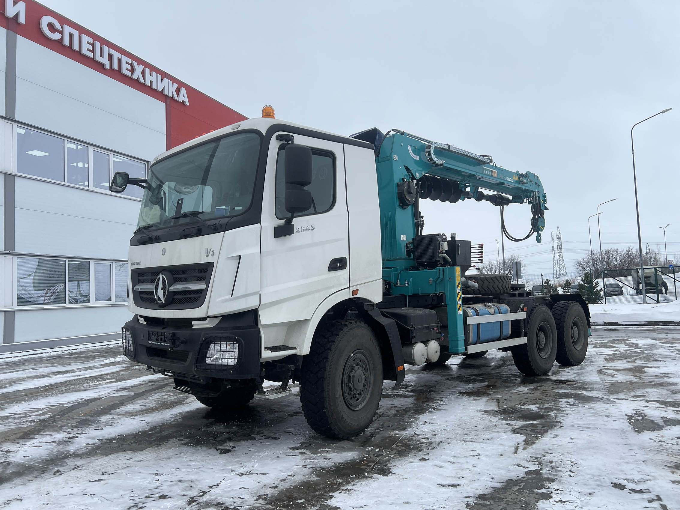 Новый седельный тягач Beiben 2543LA