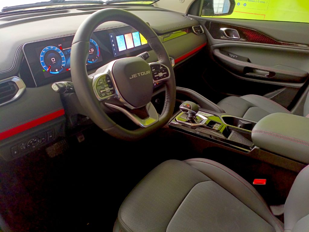 Тест Jetour X50