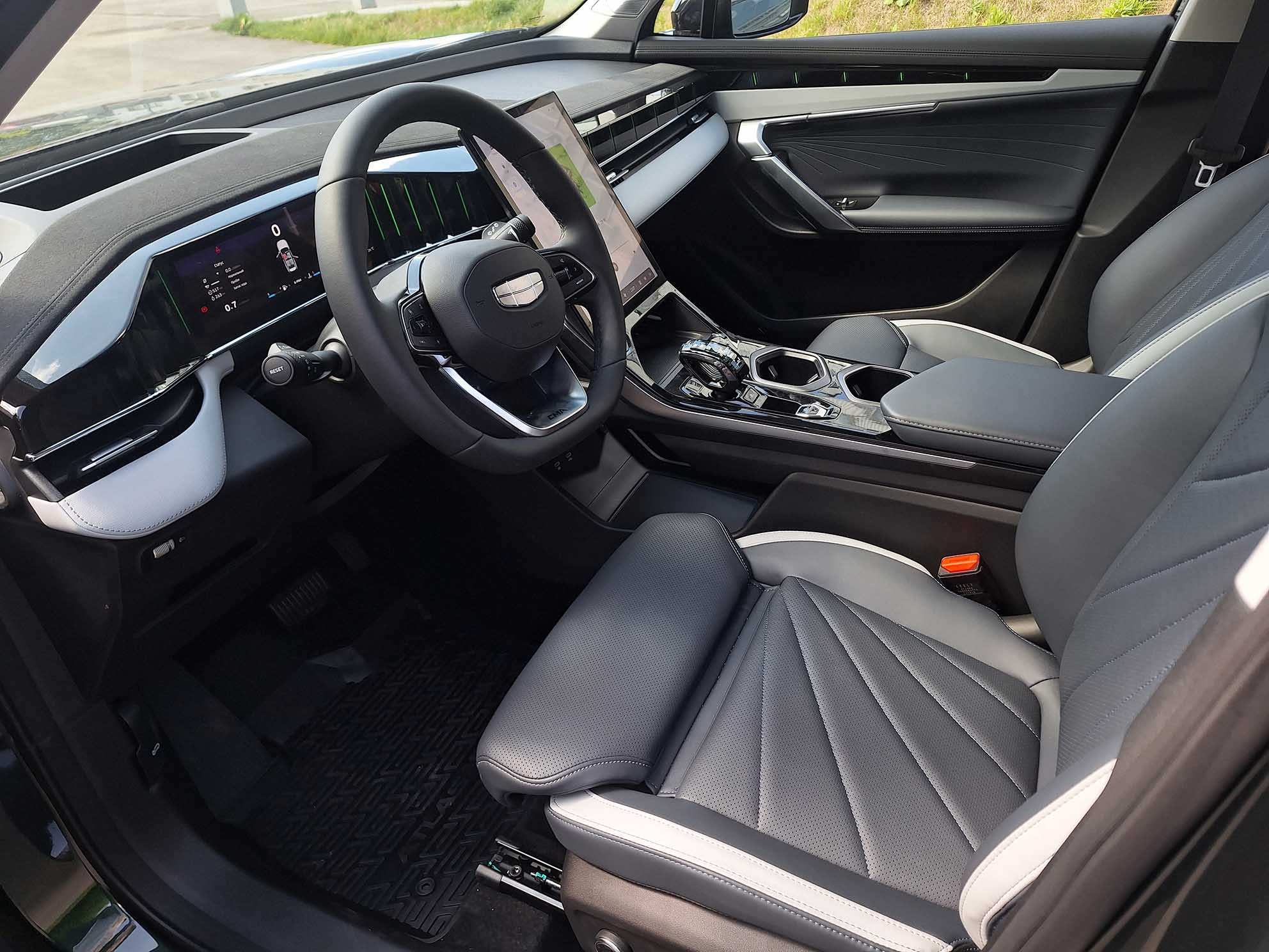 Geely Atlas: вторая версия зеленого Титана