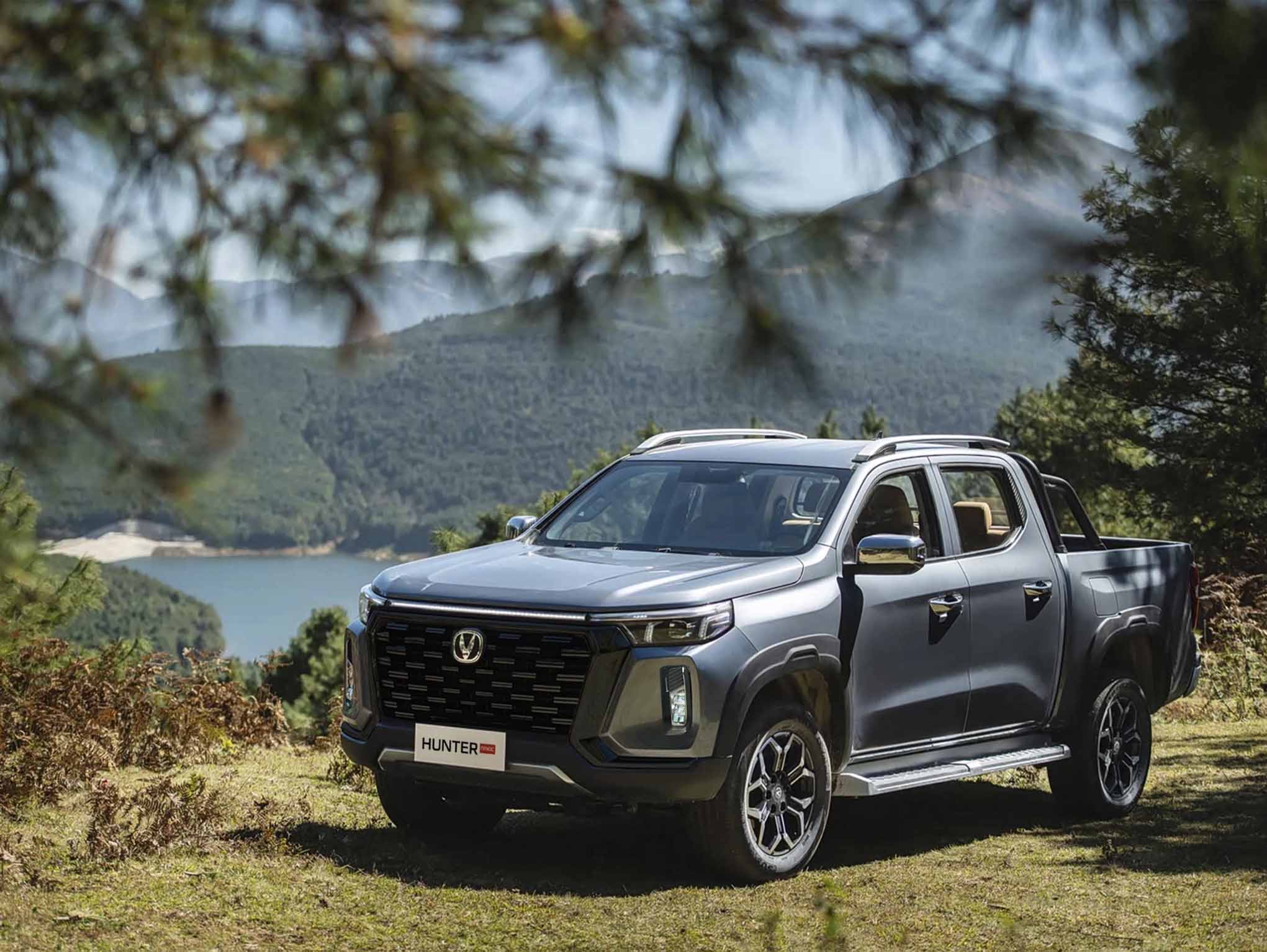 Две комплектации дизельного CHANGAN HUNTER PLUS