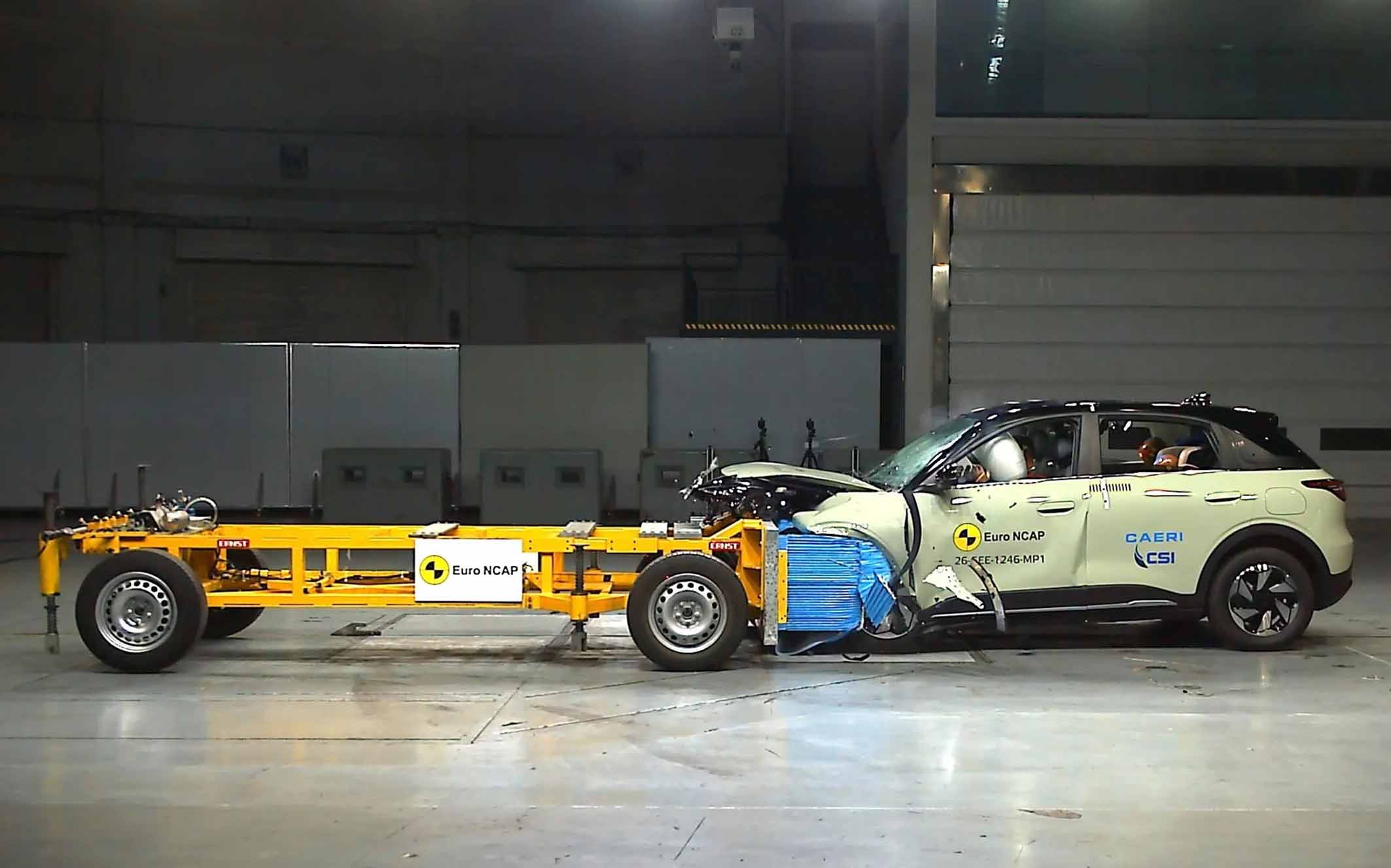 Geely EX2 получил высшие баллы в тестах ANCAP и Euro NCAP